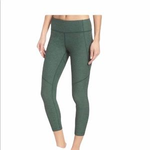 Outdoor Voices Green Cropped Leggings
